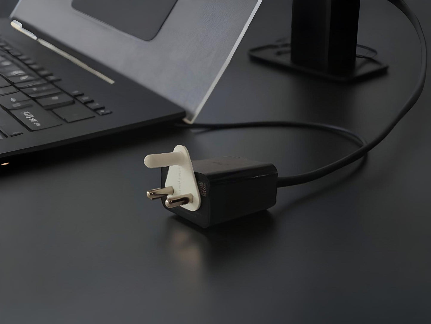 Help plug( 5 Pcs)- Universal Charger Attachment